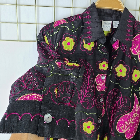 Blue Bayou Black Floral Embroidered Beaded Silk Art To Wear Boho Jacket - Picture 5 of 13